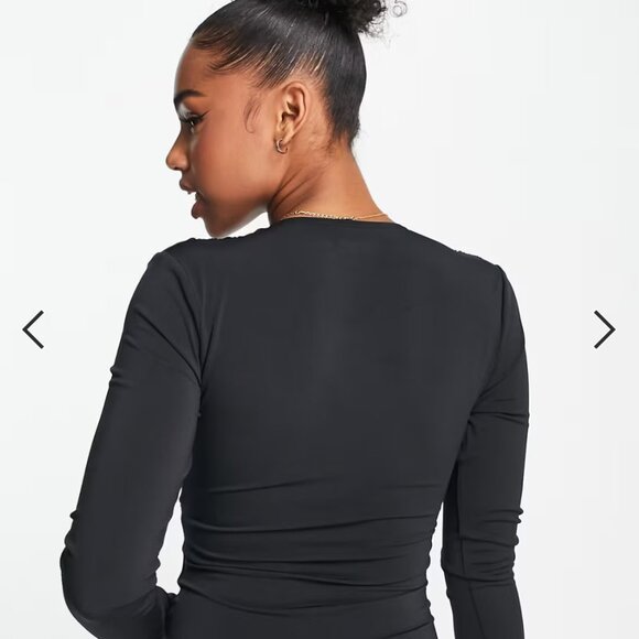 Abercrombie & Fitch Black Long Sleeve Deep V-Neck Bodysuit Soft A&F Collection - Picture 2 of 15